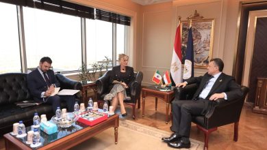 وزير السياحة والآثار يلتقي مع سفيرة دولة المكسيك بالقاهرة