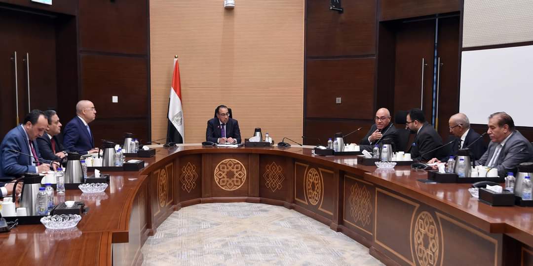 رئيس الوزراء يلتقي مسئولي تحالف مصري سعودي