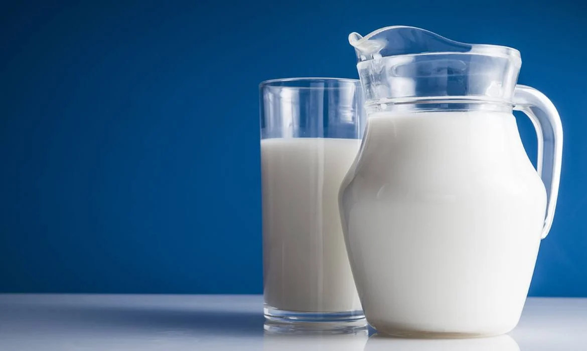 7 فوائد صحية مذهلة لتناول الحليب يوميا