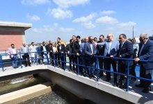 وزير الإسكان ومحافظ الشرقية يتفقدان محطة تنقية مياه بلبيس