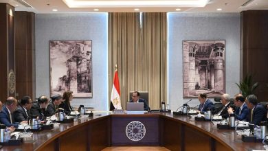 رئيس الوزراء يستعرض تقرير منظمة التعاون والتنمية الاقتصادية عن مصر